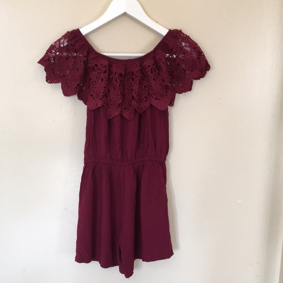 Cheng Hong Romper - Picture 2 of 3